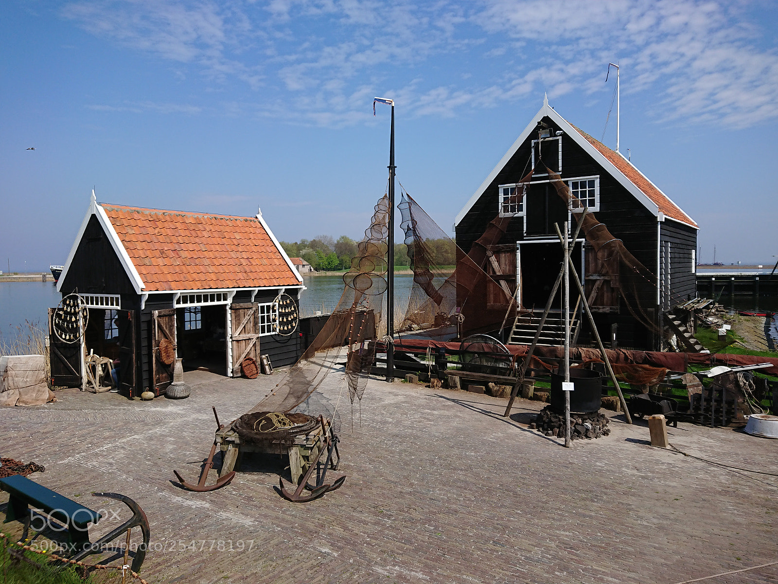 Sony Xperia XZ Premium sample photo. Dutch history photography