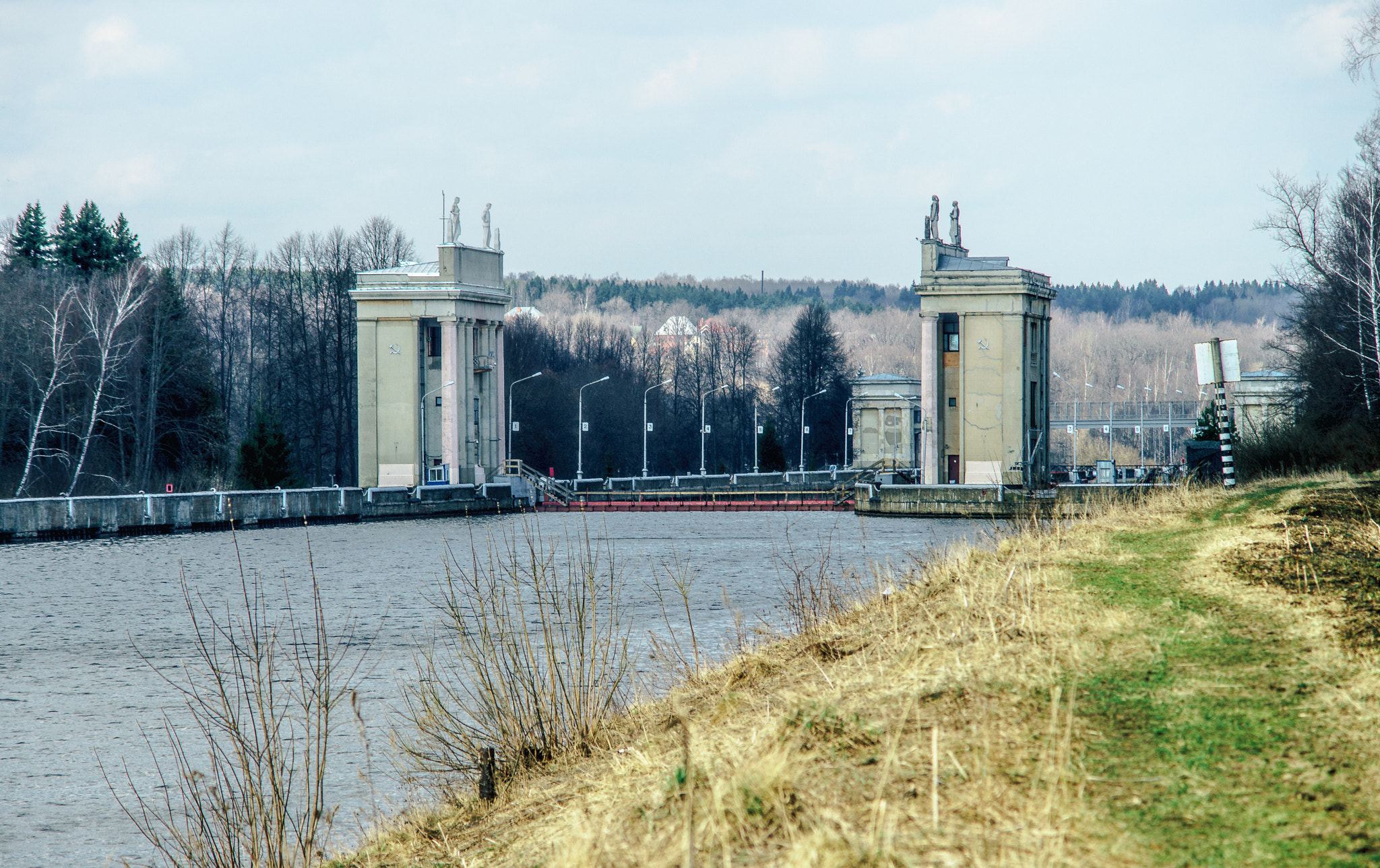 Sony a99 II sample photo. Gateway. moscow canal photography