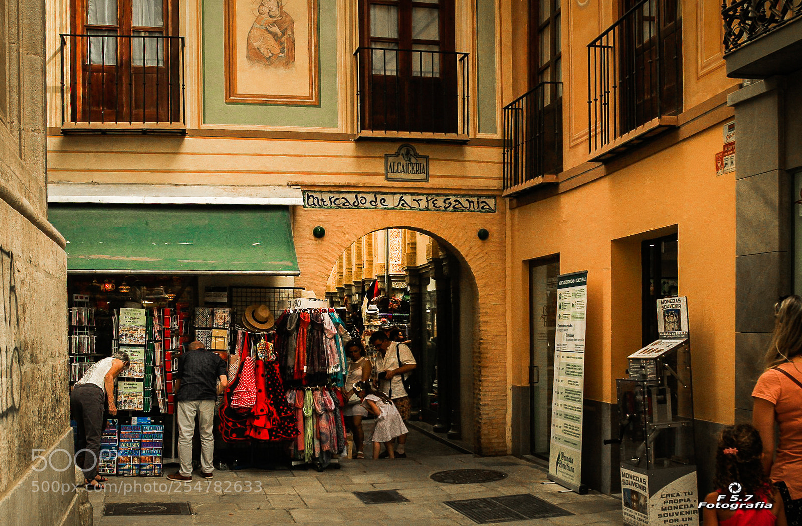 Canon EOS 7D sample photo. Mercado de artesania photography