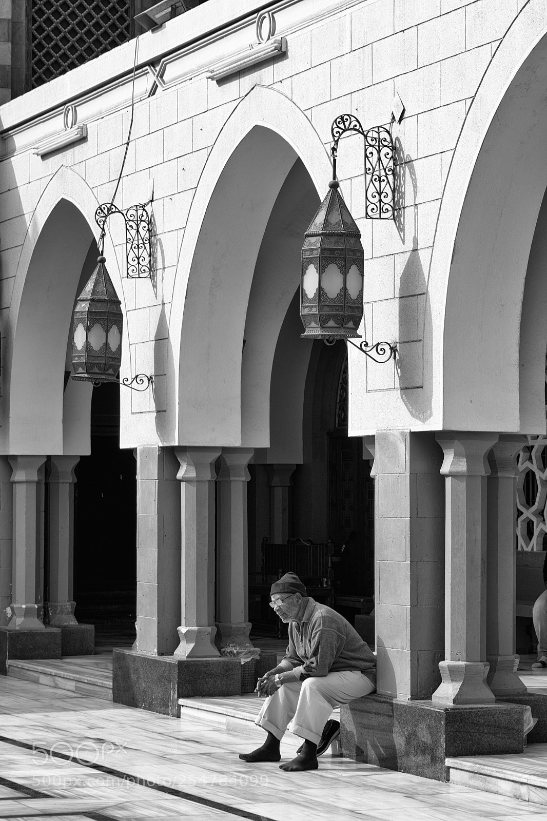 Canon EOS 5D Mark IV sample photo. Man in meditation at photography