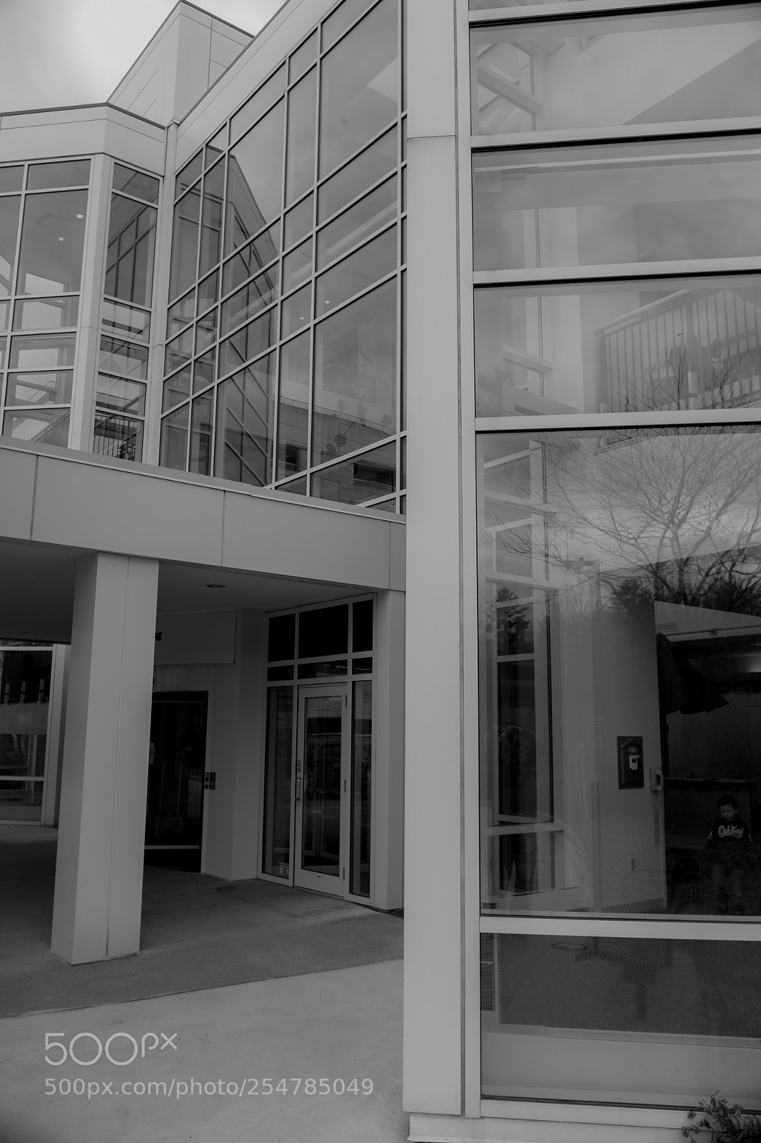 Fujifilm X100T sample photo. Cloudy building photography