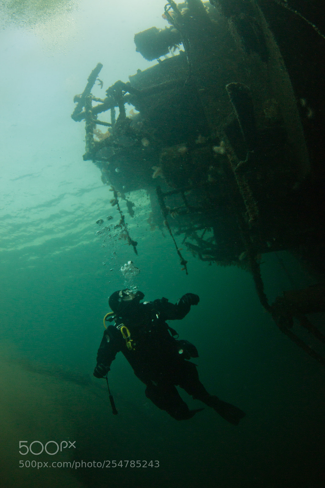 Canon EOS 70D sample photo. Wreckdiver photography