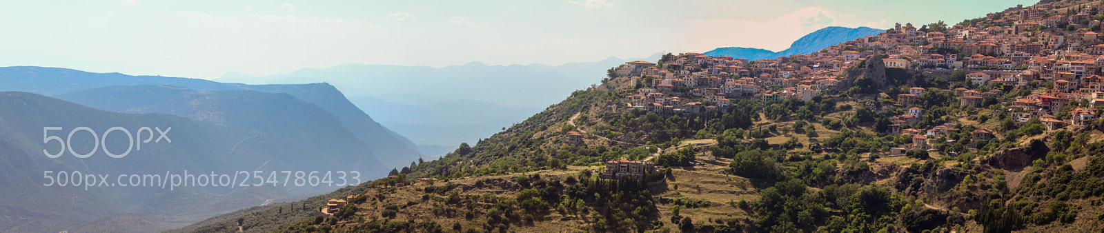 Canon EOS 1300D (EOS Rebel T6 / EOS Kiss X80) sample photo. Town outside of delphi photography