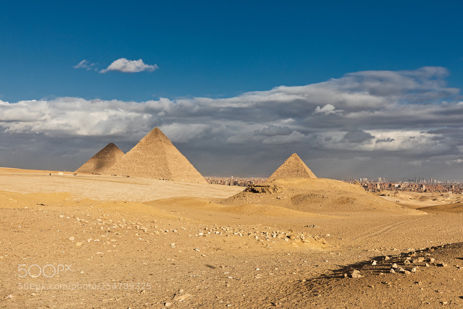 Canon EOS 5D Mark IV sample photo. The three pyramids of photography