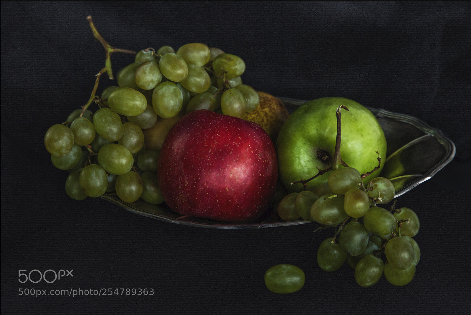Canon EOS 5D Mark II sample photo. Fruit photography
