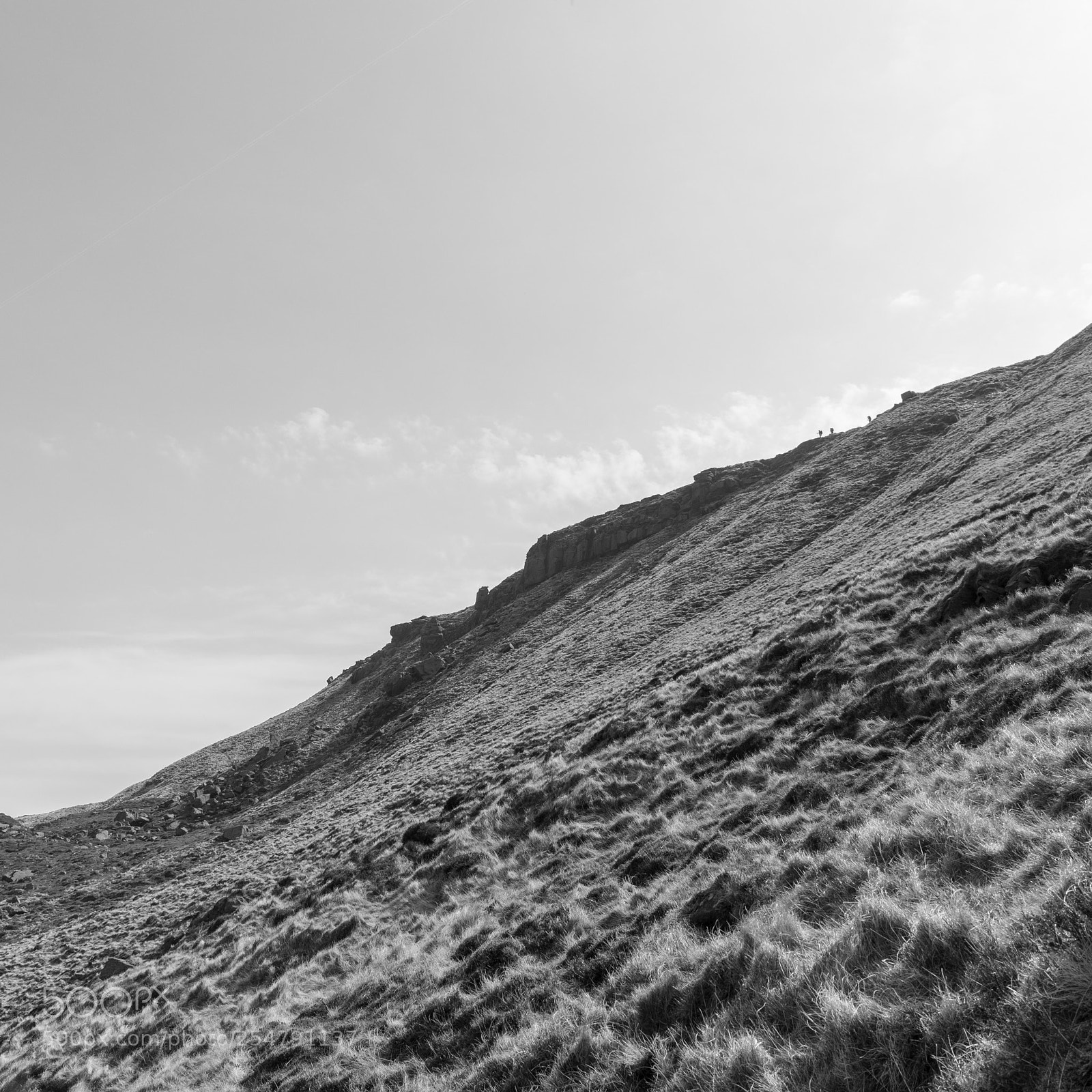 Canon EOS 5D Mark IV sample photo. Dots on the ridge photography