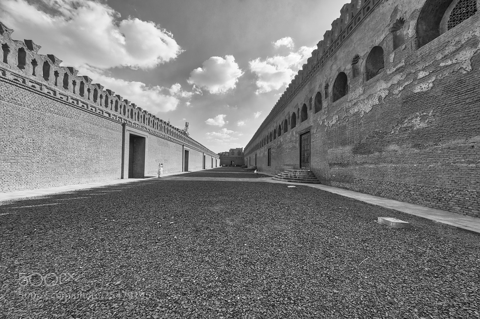 Canon EOS 5D Mark IV sample photo. Two walls exterior interior photography
