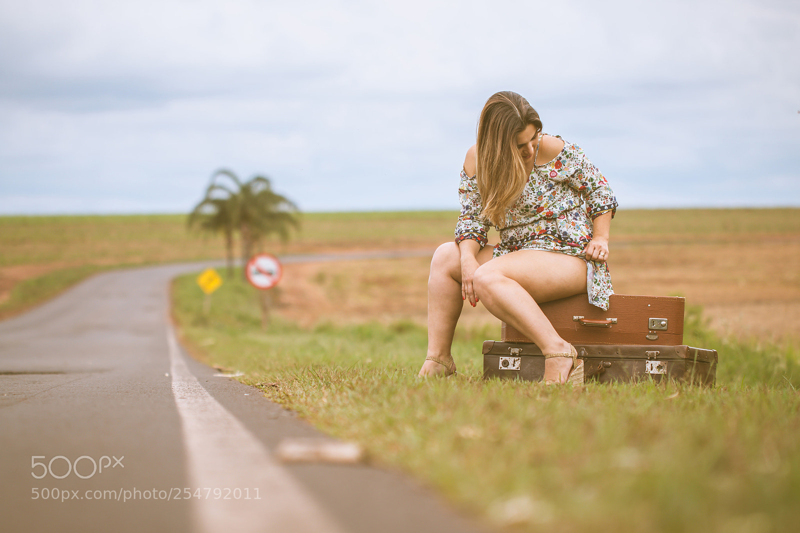 Canon EOS 70D sample photo. Traveling girl photography