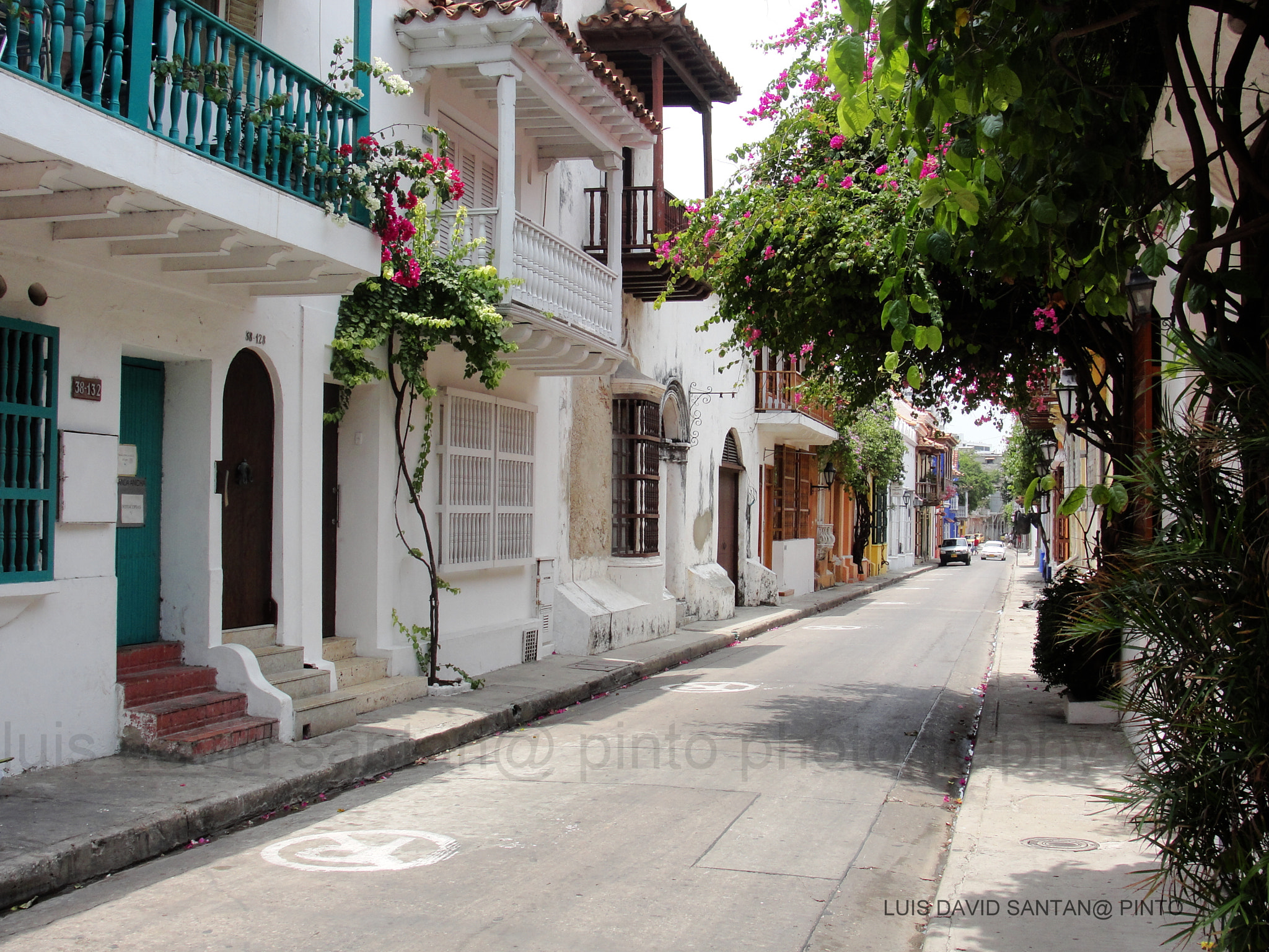 Sony Cyber-shot DSC-H20 sample photo. El encanto de cartagena photography