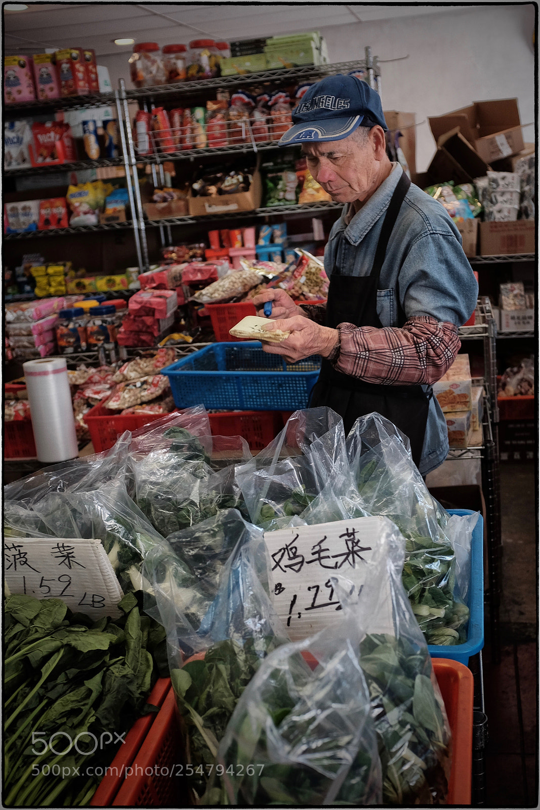 Fujifilm X100T sample photo. Oakland chinatown - management photography