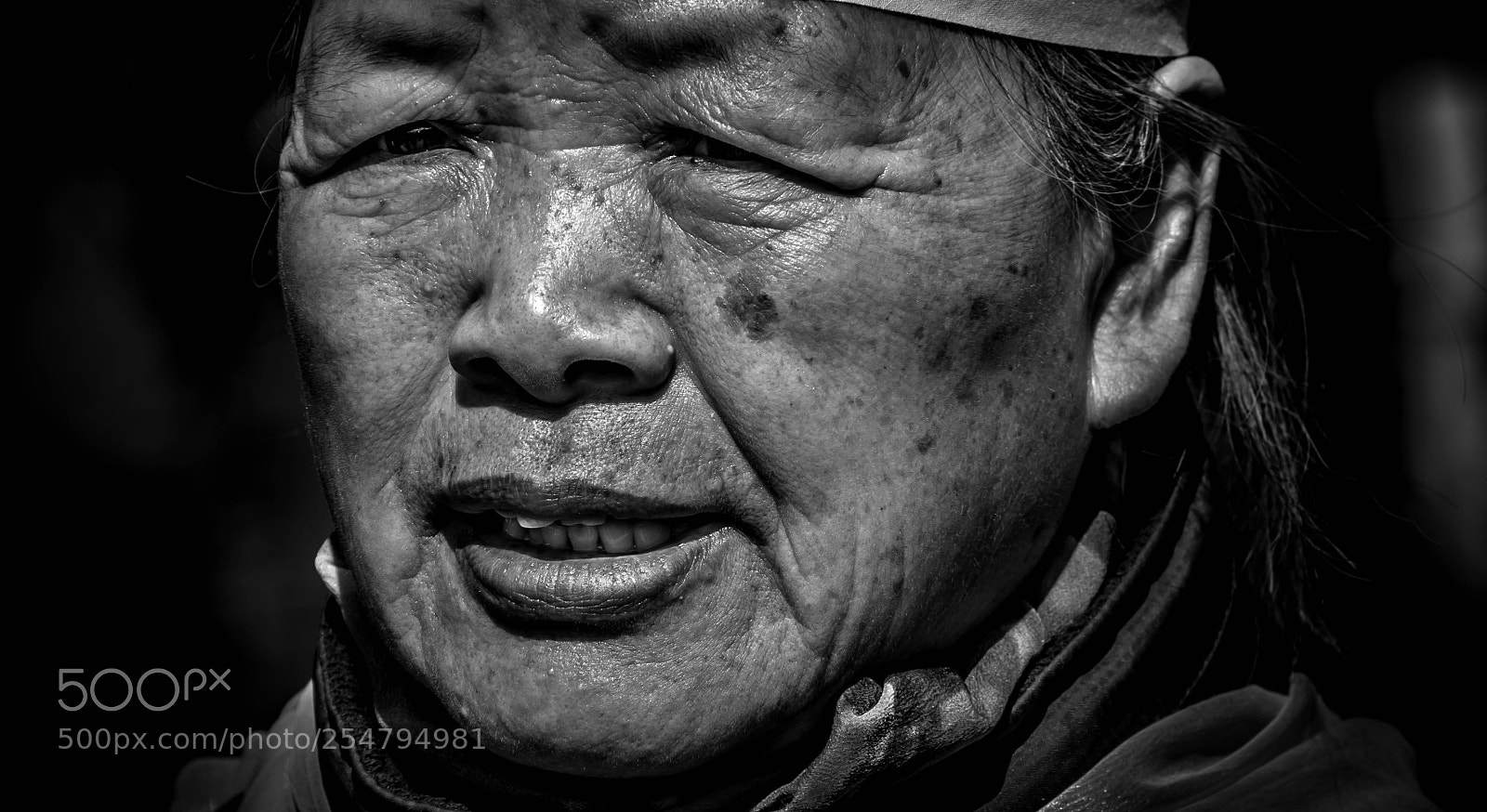 Canon EOS 7D Mark II sample photo. H a p p photography