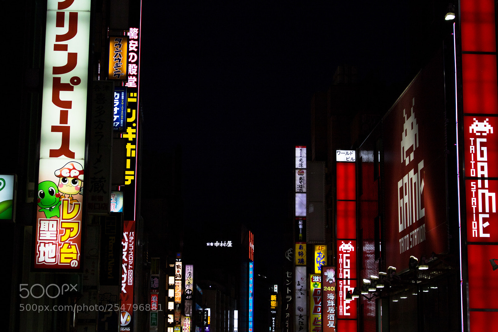 Canon EOS 750D (EOS Rebel T6i / EOS Kiss X8i) sample photo. Light photography