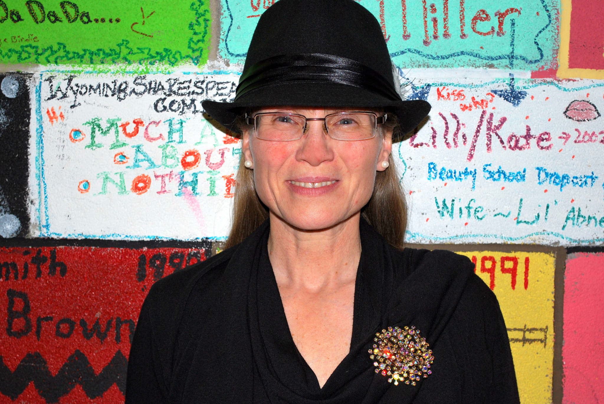 Nikon D60 sample photo. Female drama teacher. photography