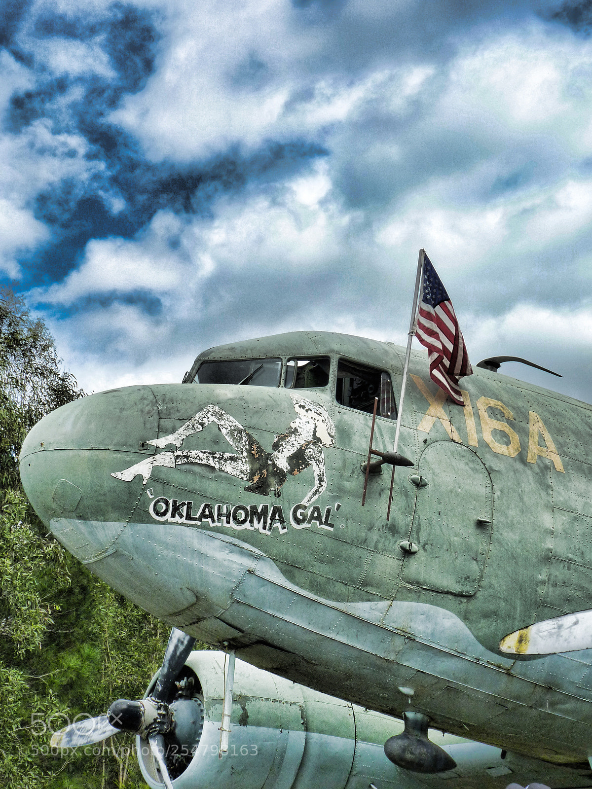 Panasonic Lumix DMC-FZ35 (Lumix DMC-FZ38) sample photo. C-47 dakota 'oklahoma gal' photography