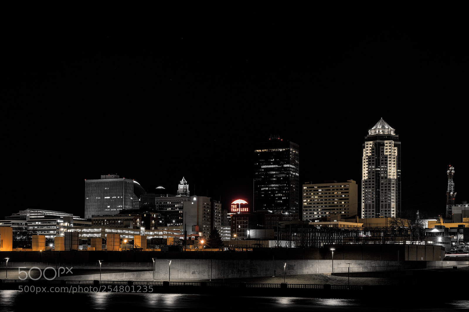 Sony a7 II sample photo. Trendy downtown photography