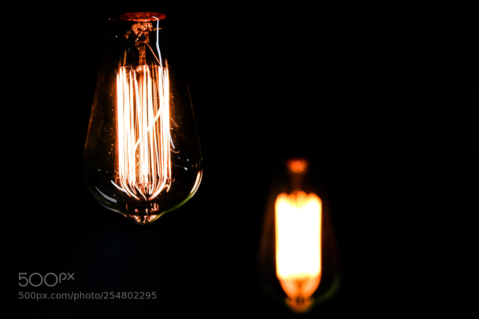 Canon EOS 750D (EOS Rebel T6i / EOS Kiss X8i) sample photo. Light bolt. photography