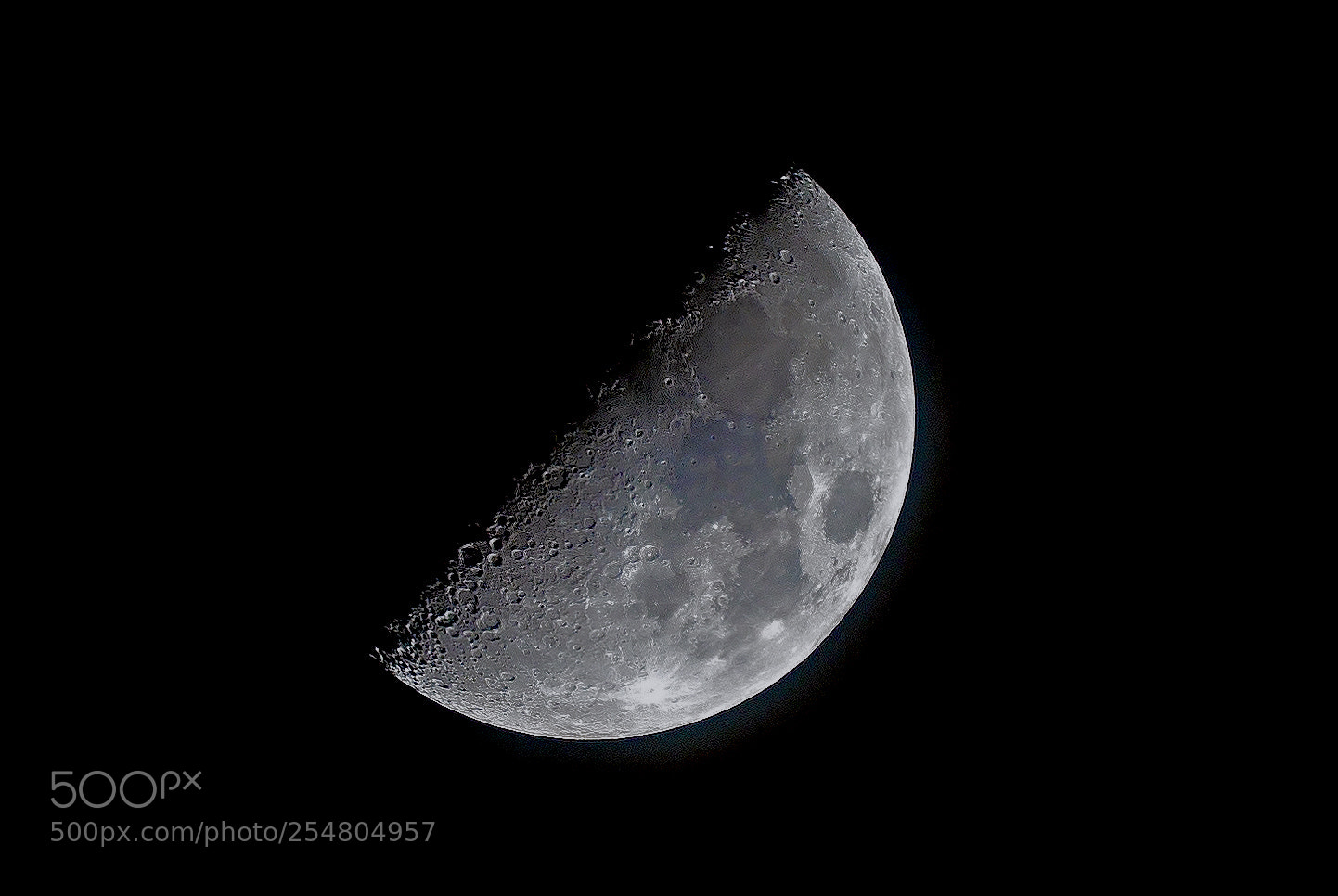Canon EOS 5D Mark IV sample photo. 52% half moon / waxing gibbous photography