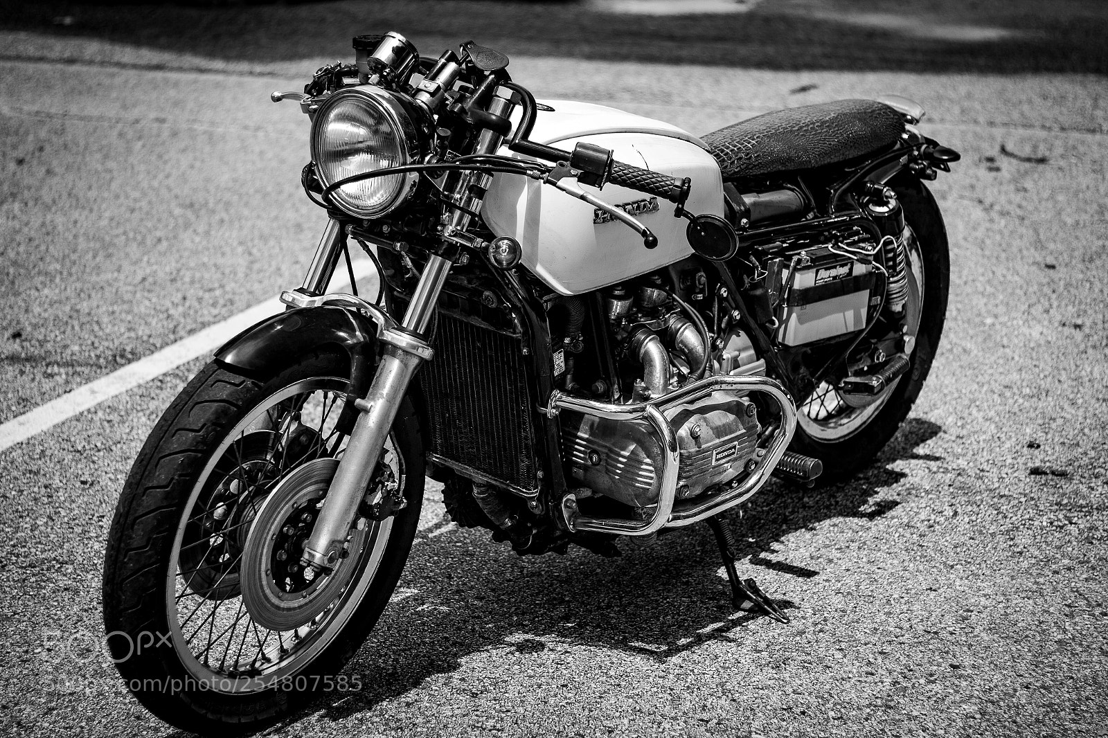 Canon EOS 60D sample photo. Vintage power photography