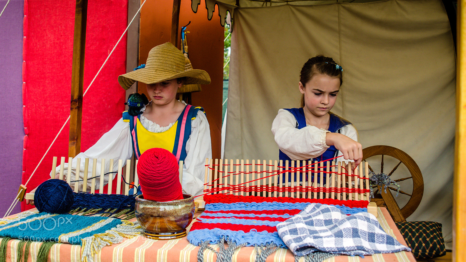 Nikon D7000 sample photo. Girls weaving photography
