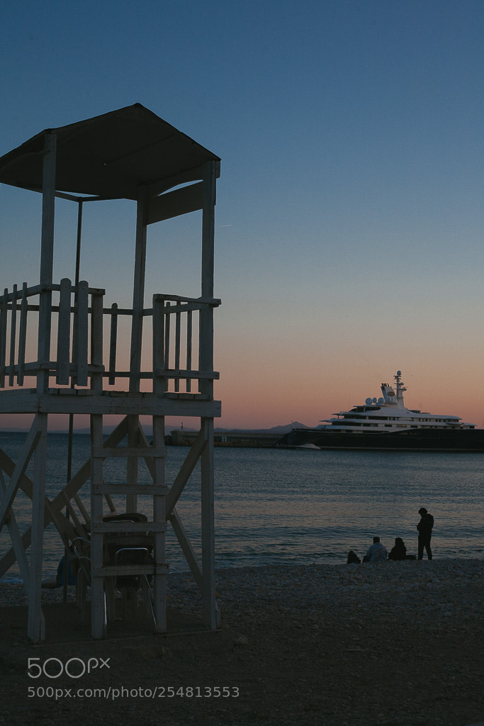 Canon EOS 5D sample photo. El pireo, athens photography