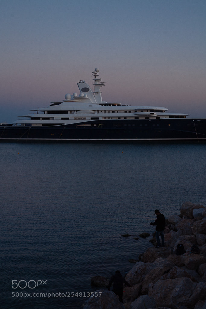 Canon EOS 5D sample photo. El pireo, athens photography