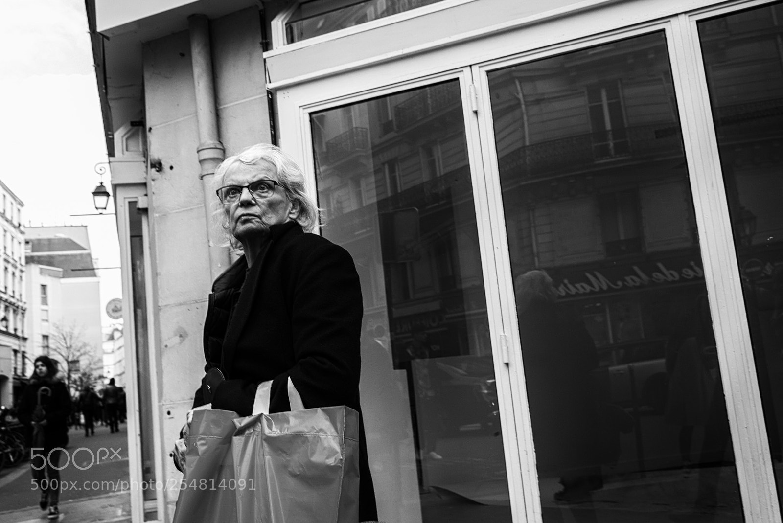 Leica M (Typ 240) sample photo. Intense shopping photography