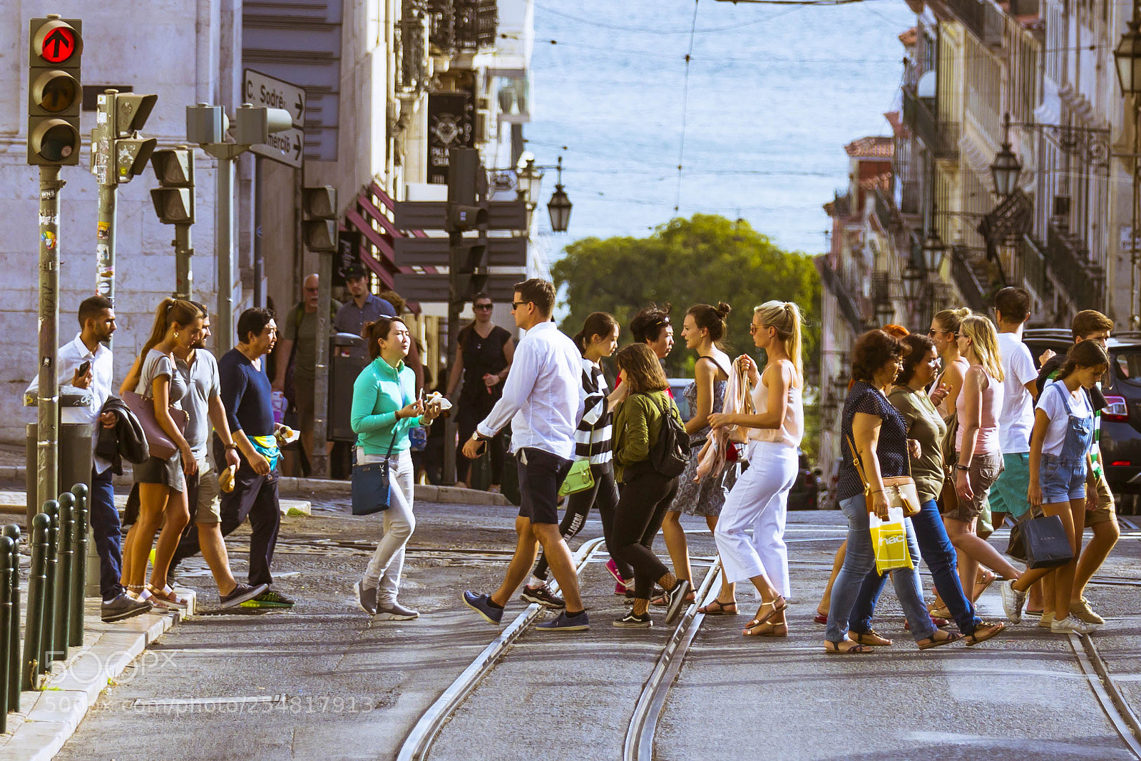 Canon EOS 60D sample photo. Lisbon street crossing photography
