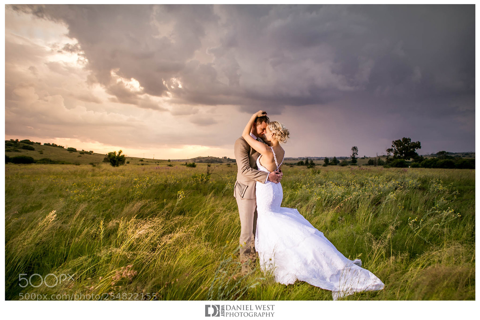 Canon EOS 5D Mark IV sample photo. Willem coralie wedding photography