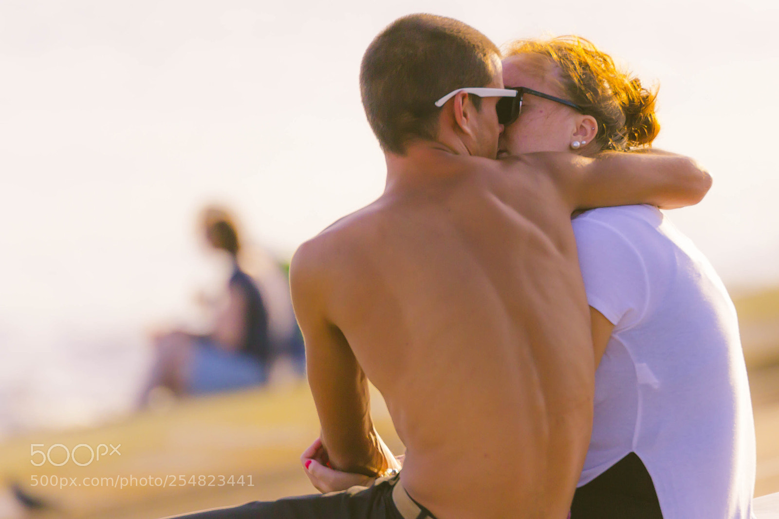 Canon EOS 60D sample photo. Lisbon beach kiss photography