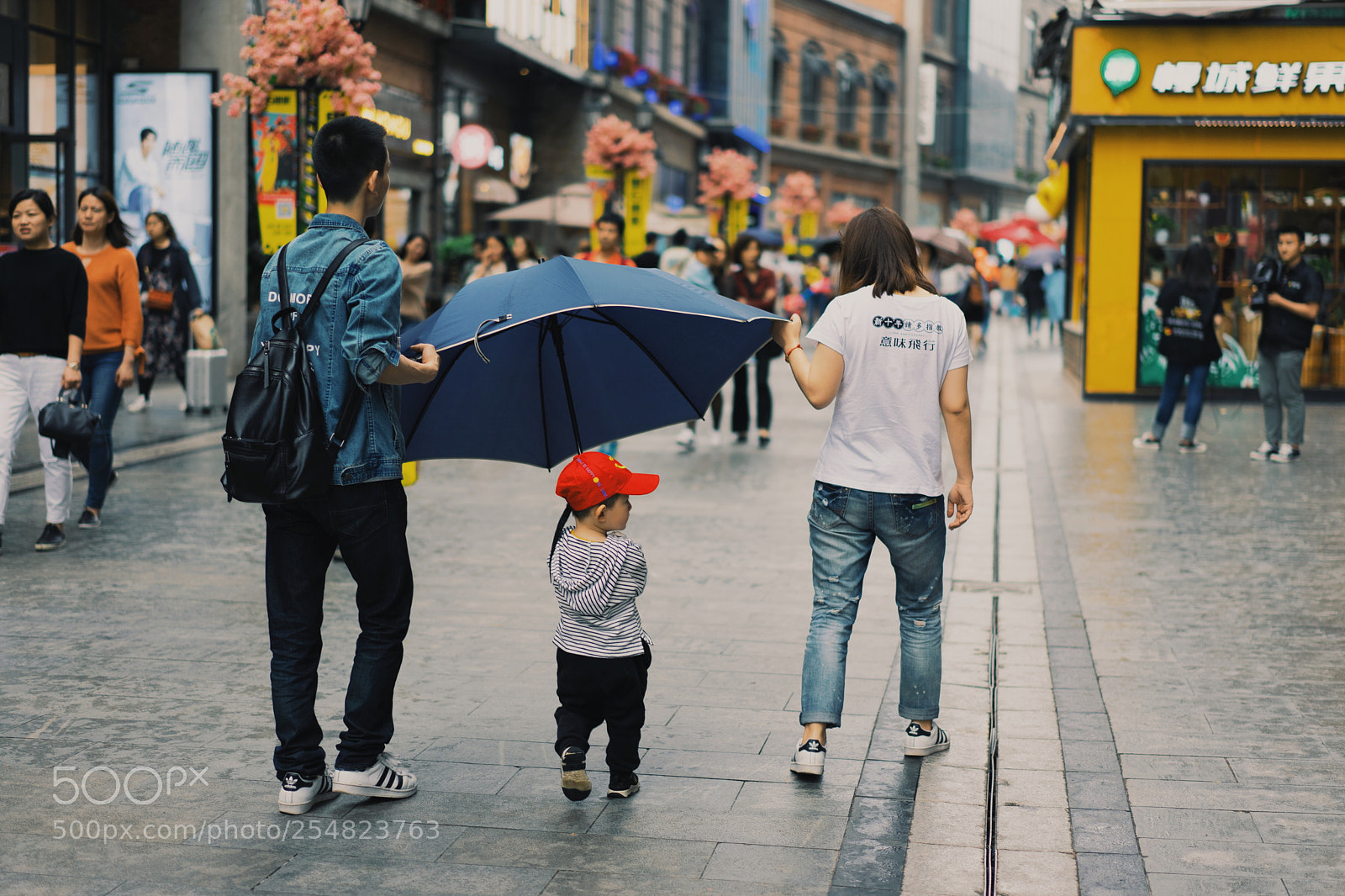 Sony a7 II sample photo. Han street photography
