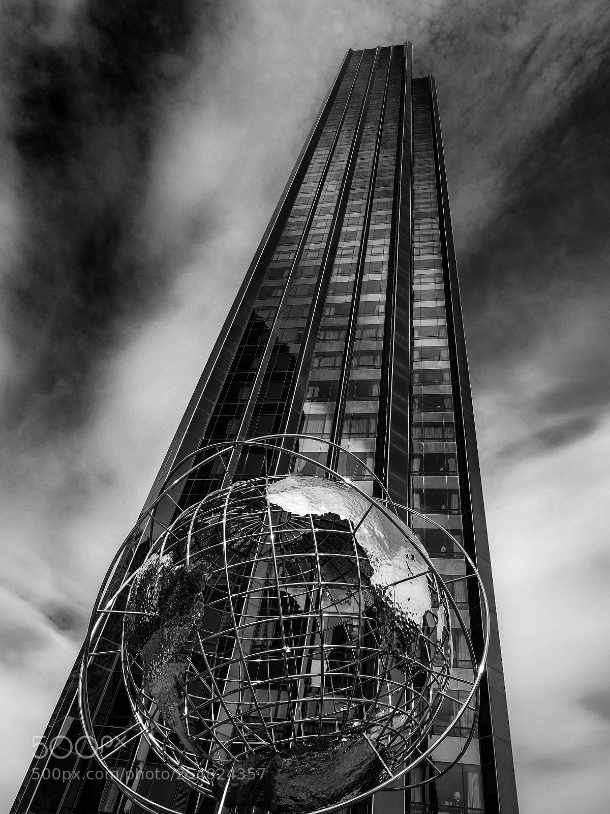 Olympus OM-D E-M1 Mark II sample photo. Columbus circle photography