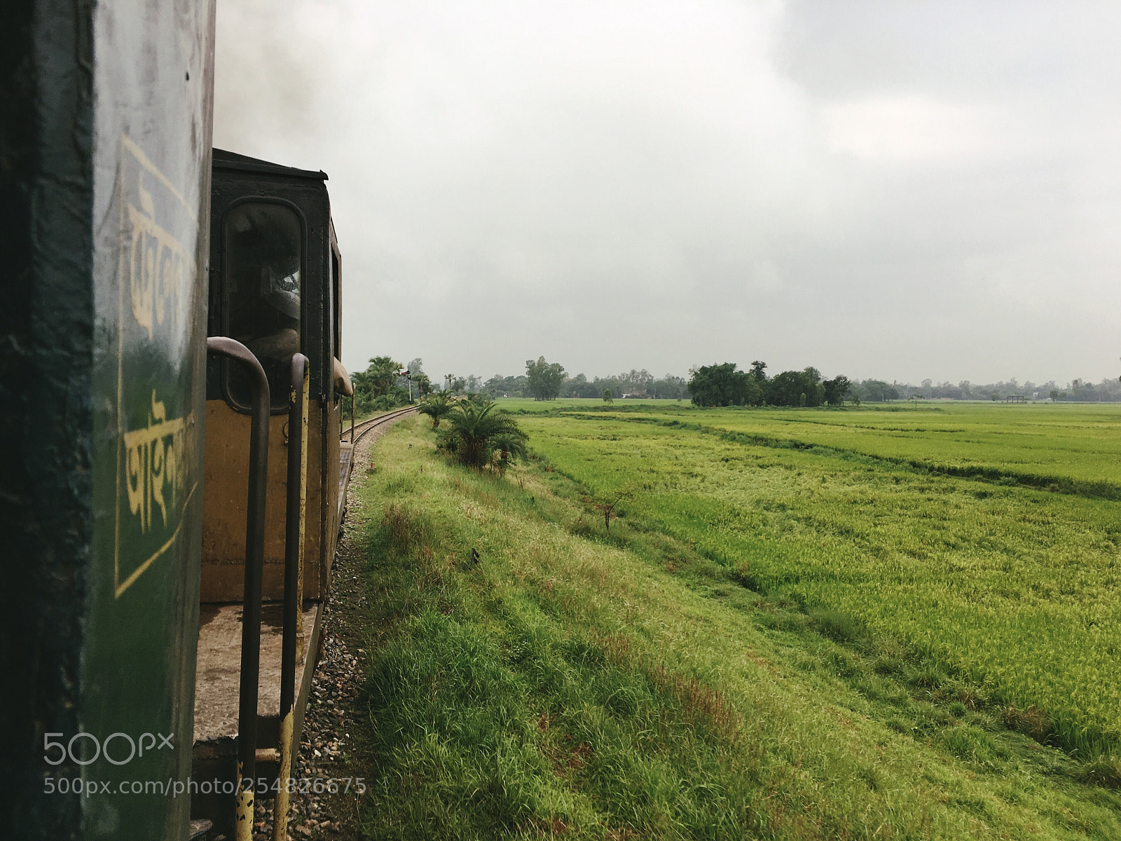 Apple iPhone SE sample photo. Journey  photography