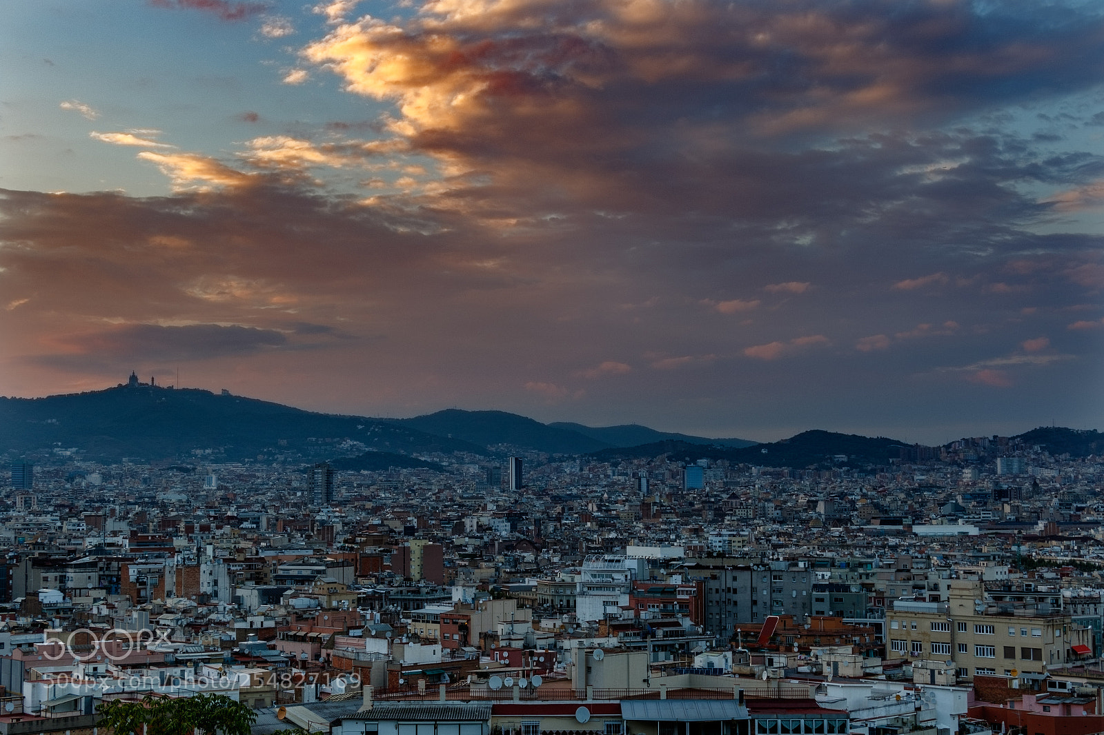 Canon EOS 7D Mark II sample photo. Sunset city photography
