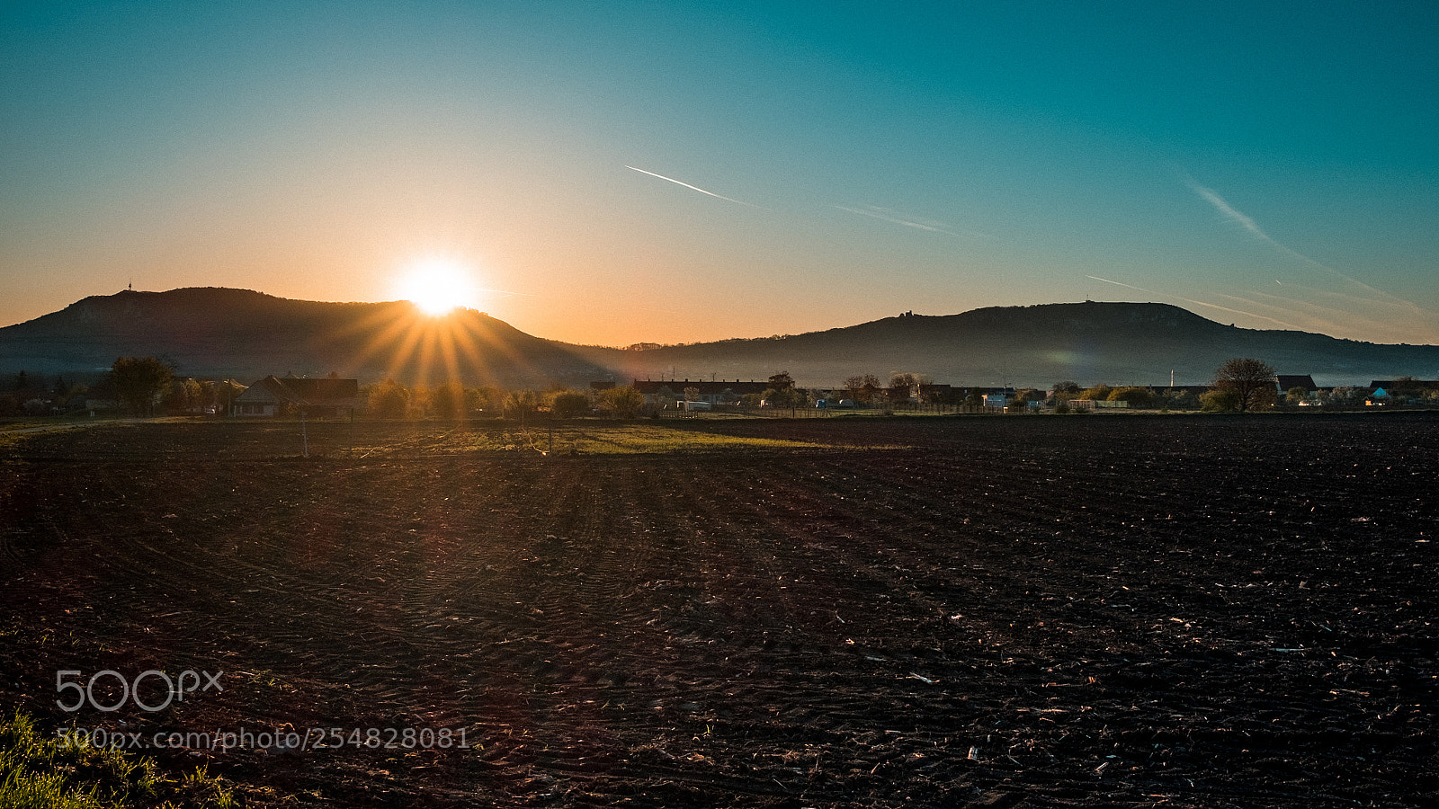 Fujifilm X-T10 sample photo. Sunrise above p lava photography