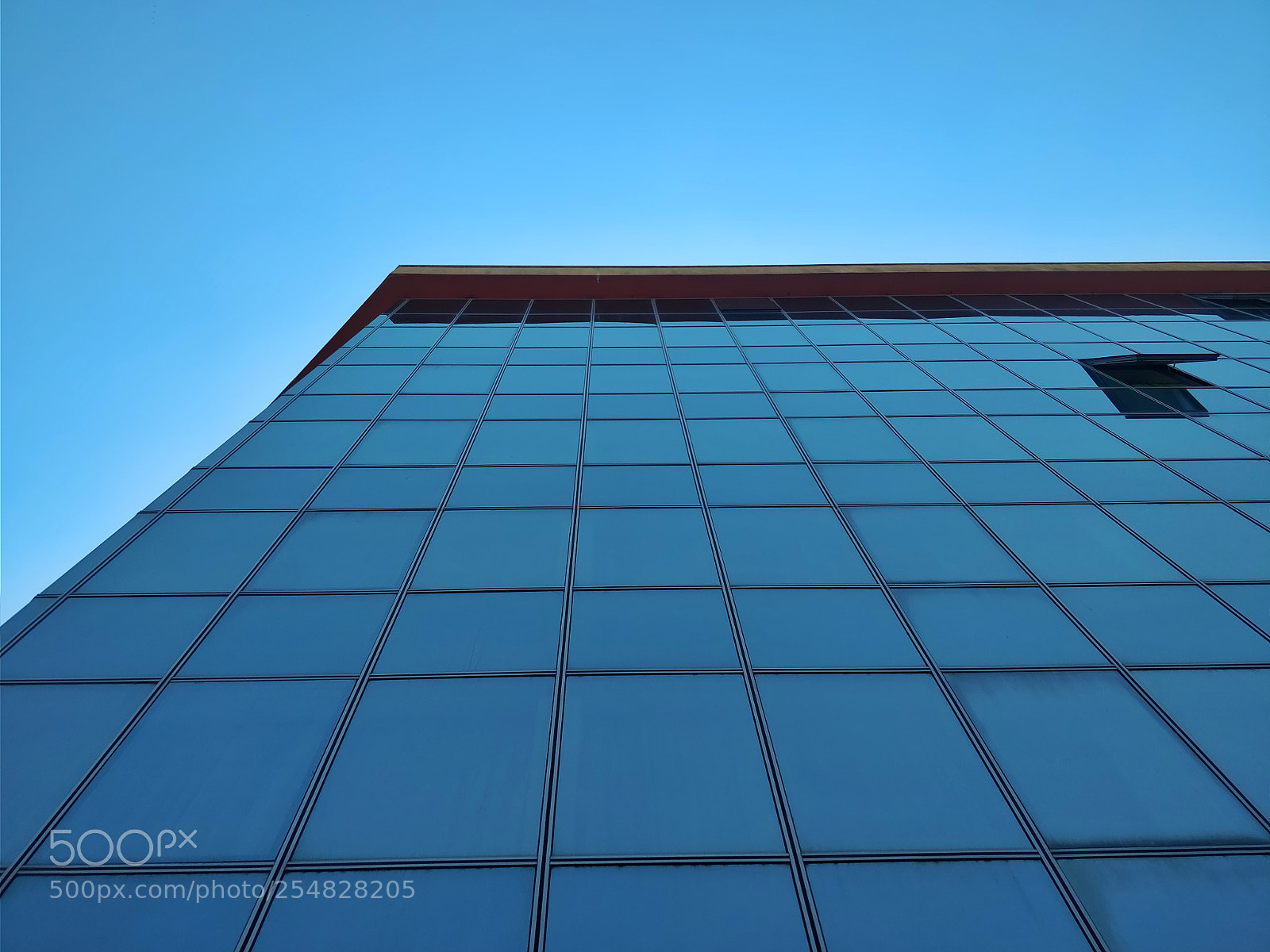 OnePlus 5T sample photo. Edge shift photography