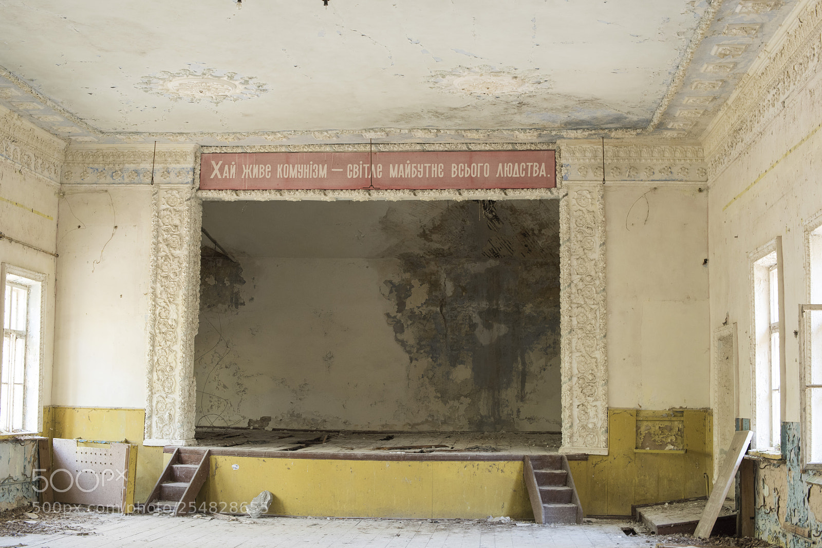Nikon D810 sample photo. Abandoned building interior in photography