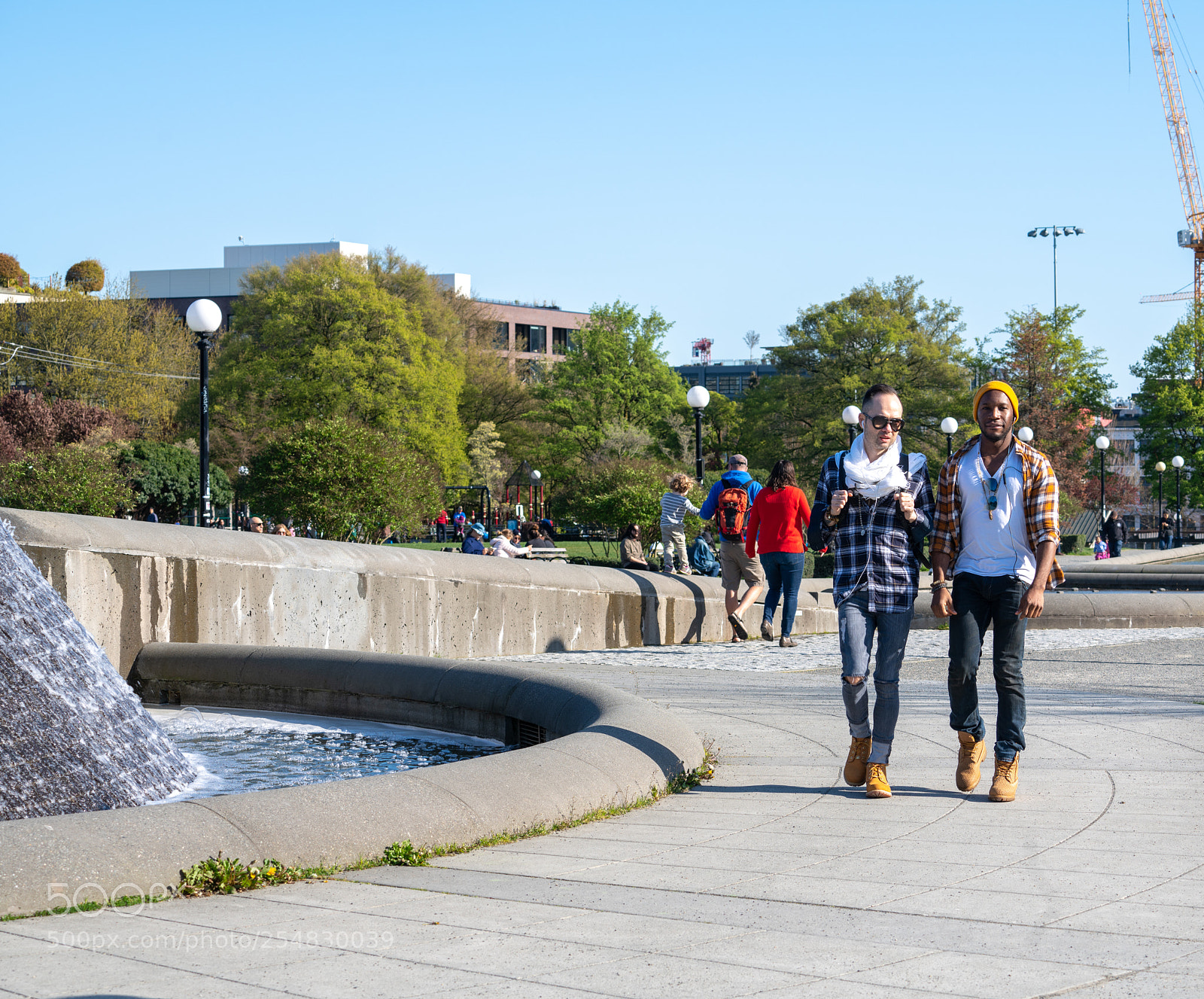 Sony a7R III sample photo. Men by a fountain photography