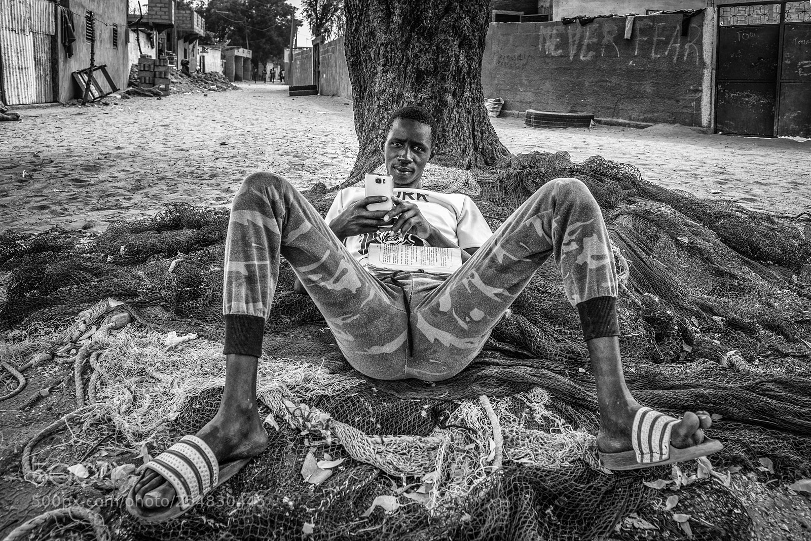 Nikon D800 sample photo. Relaxing under the tree photography