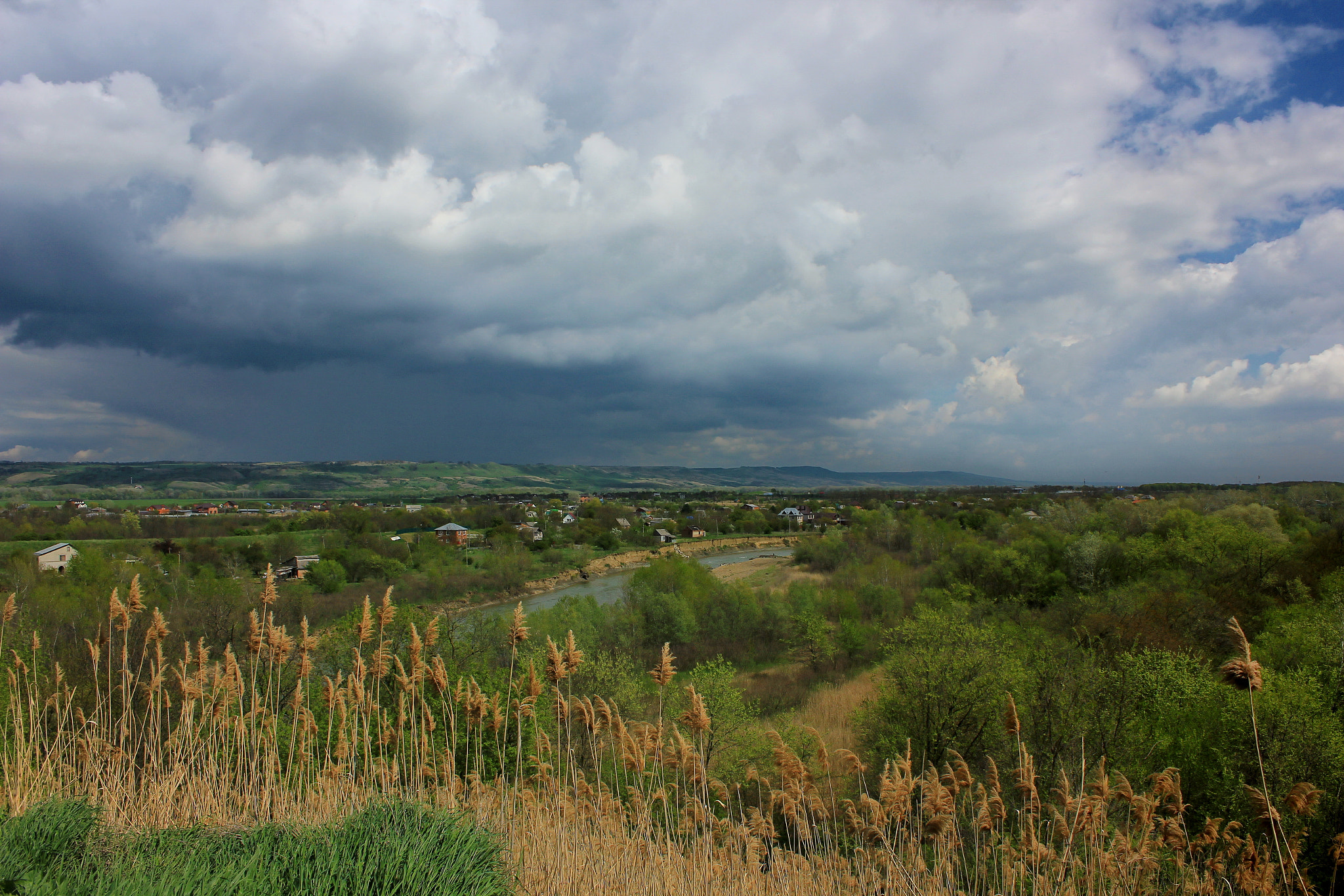 Canon EOS 550D (EOS Rebel T2i / EOS Kiss X4) sample photo. Storm photography