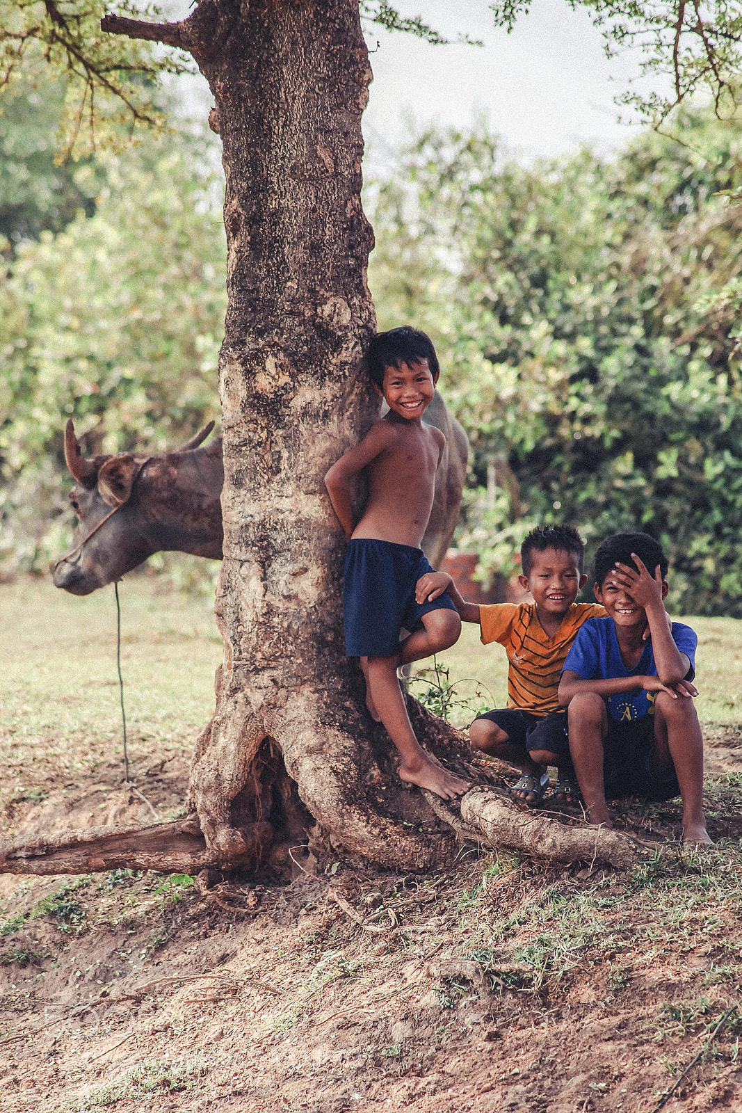 Canon EOS 5D Mark II sample photo. Cambodian kids photography