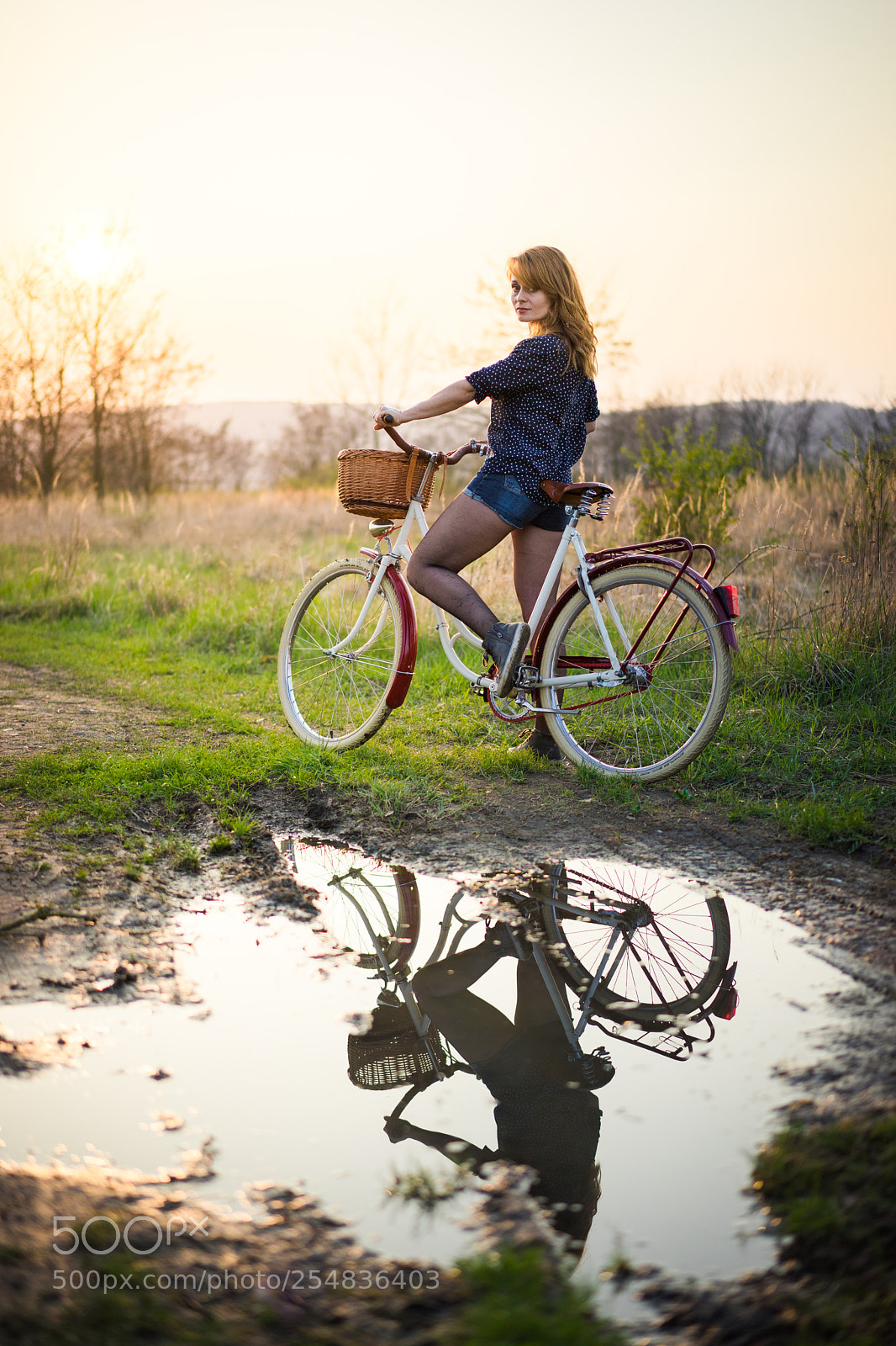 Sony a7 II sample photo. Love for old-school bike photography