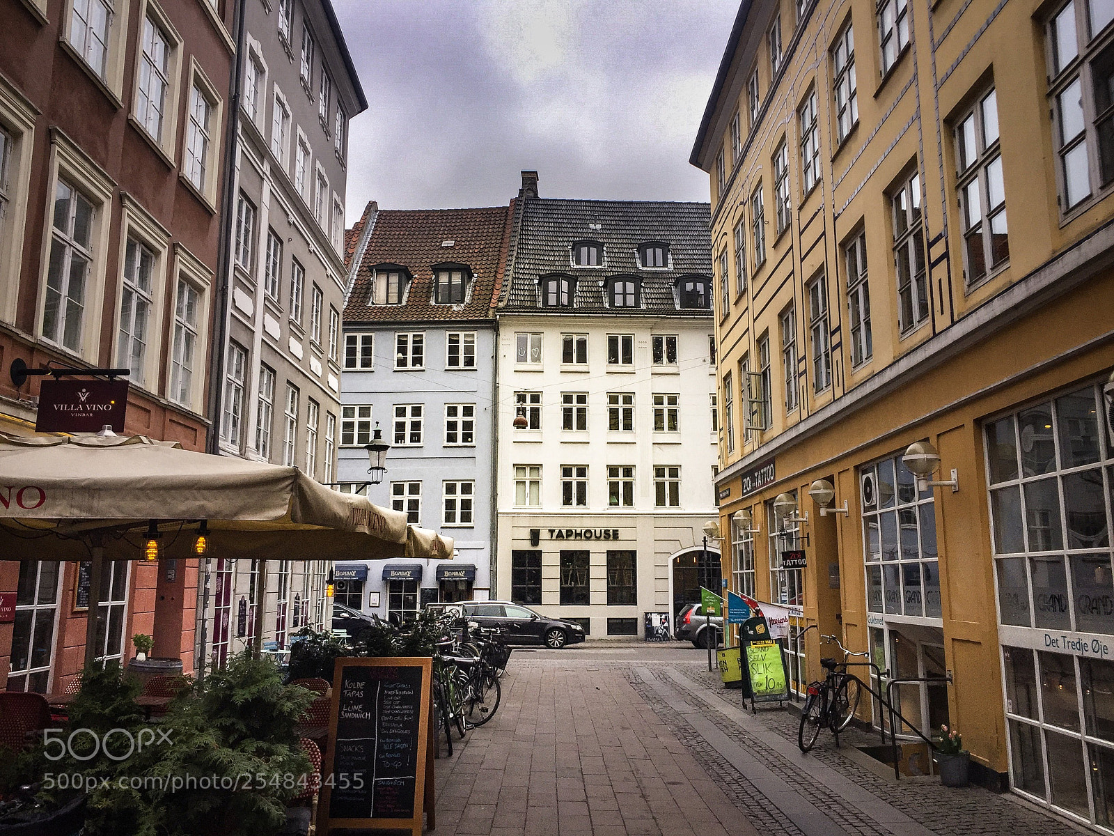Apple iPhone 6 sample photo. Copenhagen street photography