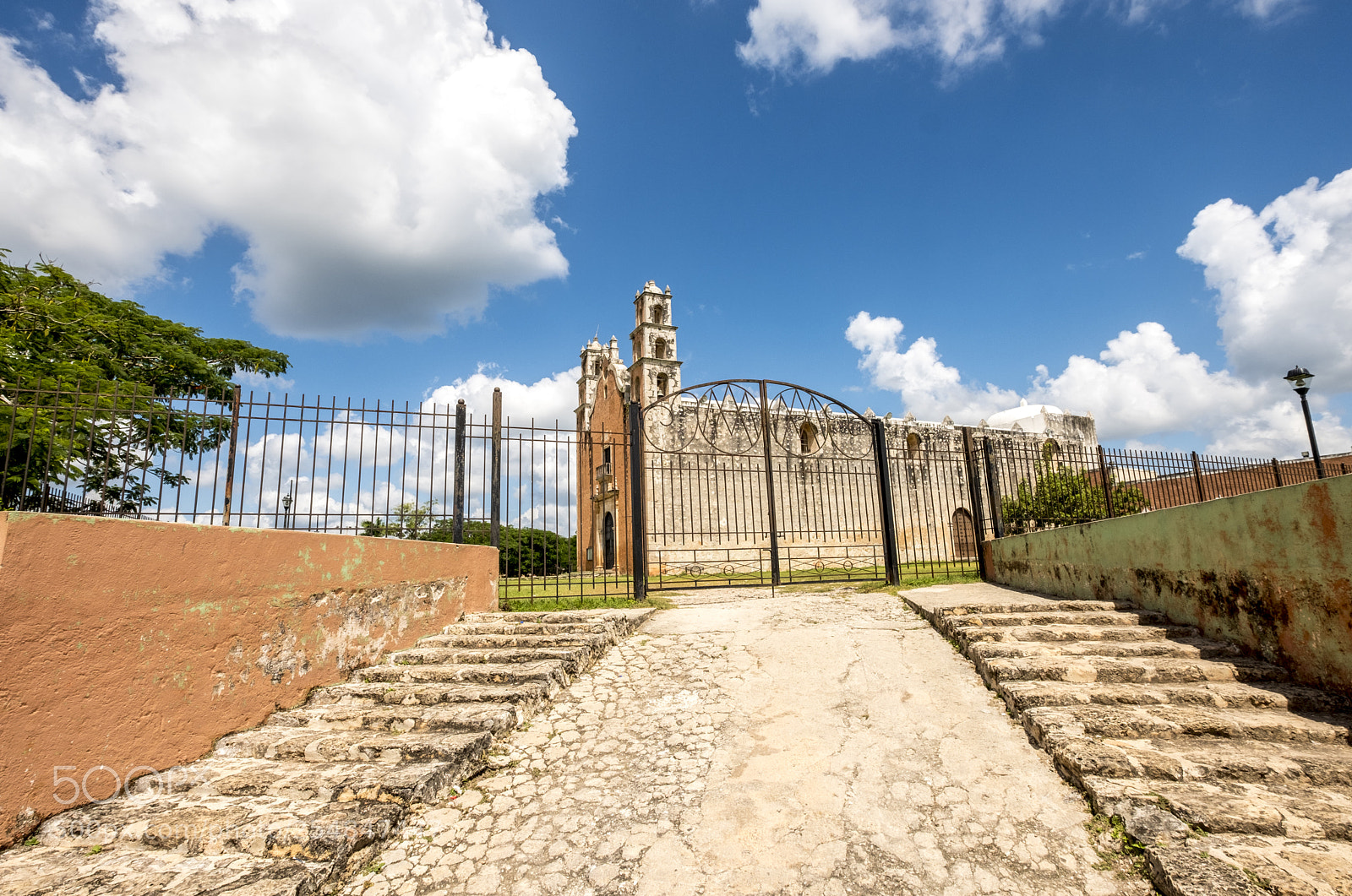 Fujifilm X-T2 sample photo. Parroquia de nuestra senora photography