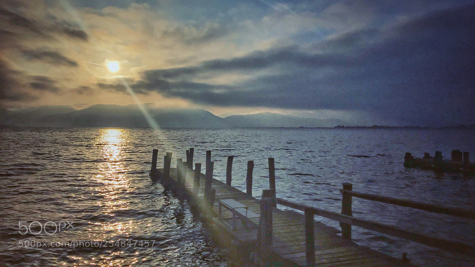 Apple iPhone 7 sample photo. Sunrise on the lake  photography