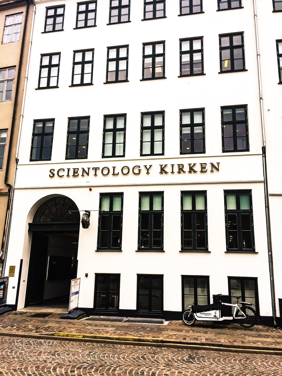 Apple iPhone 6 sample photo. Scientology church in copenhagen photography