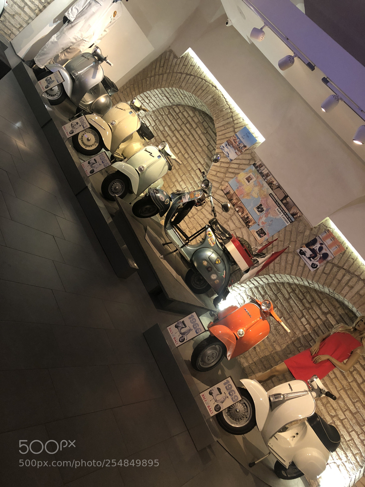 Apple iPhone X sample photo. Vespa museum  photography
