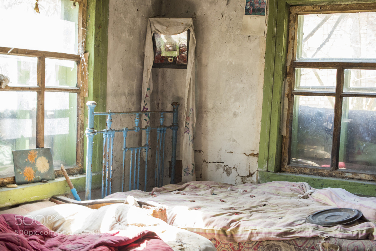 Nikon D810 sample photo. Bedroom in old cottage photography