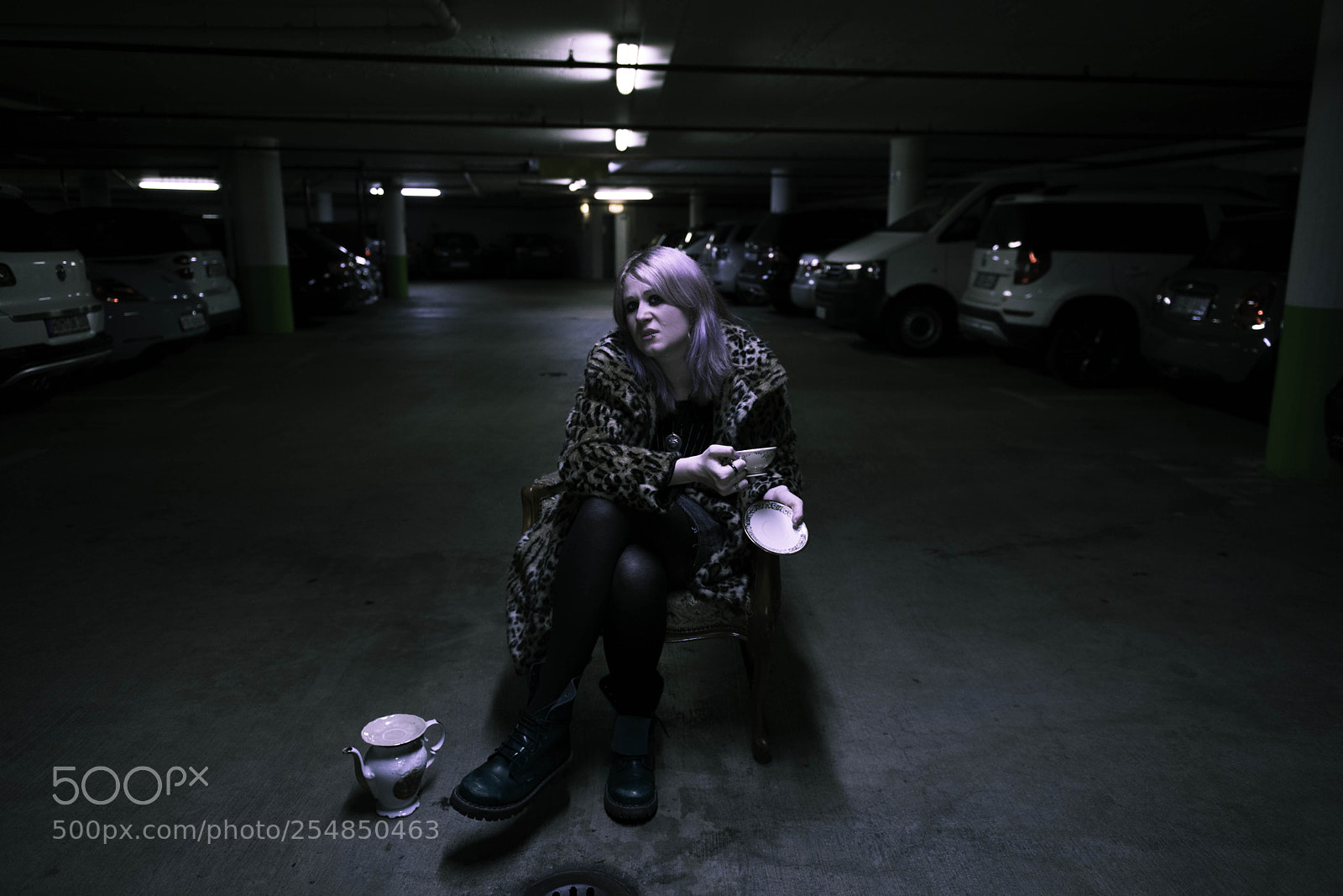 Nikon D3X sample photo. Teatime photography