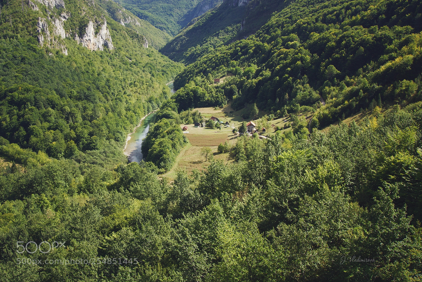 Sony SLT-A77 sample photo. Montenegro photography