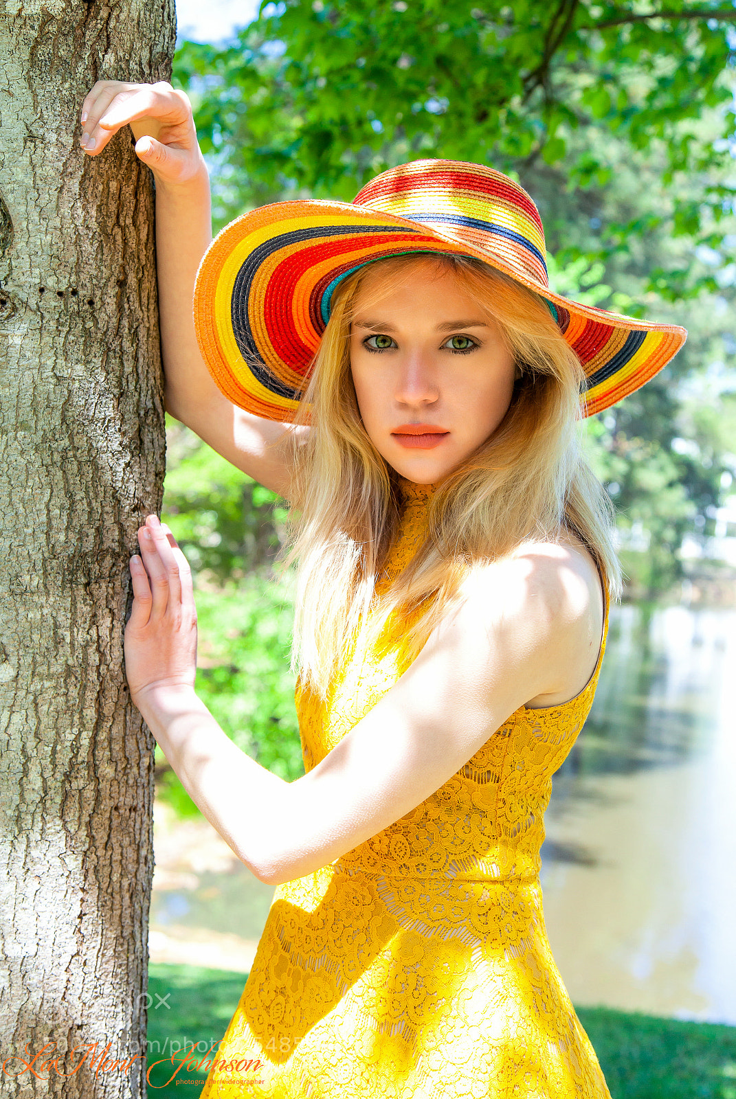Canon EOS 5D Mark II sample photo. Jacqueline in natural light photography